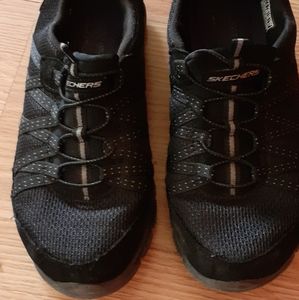 Skechers Black size 8w